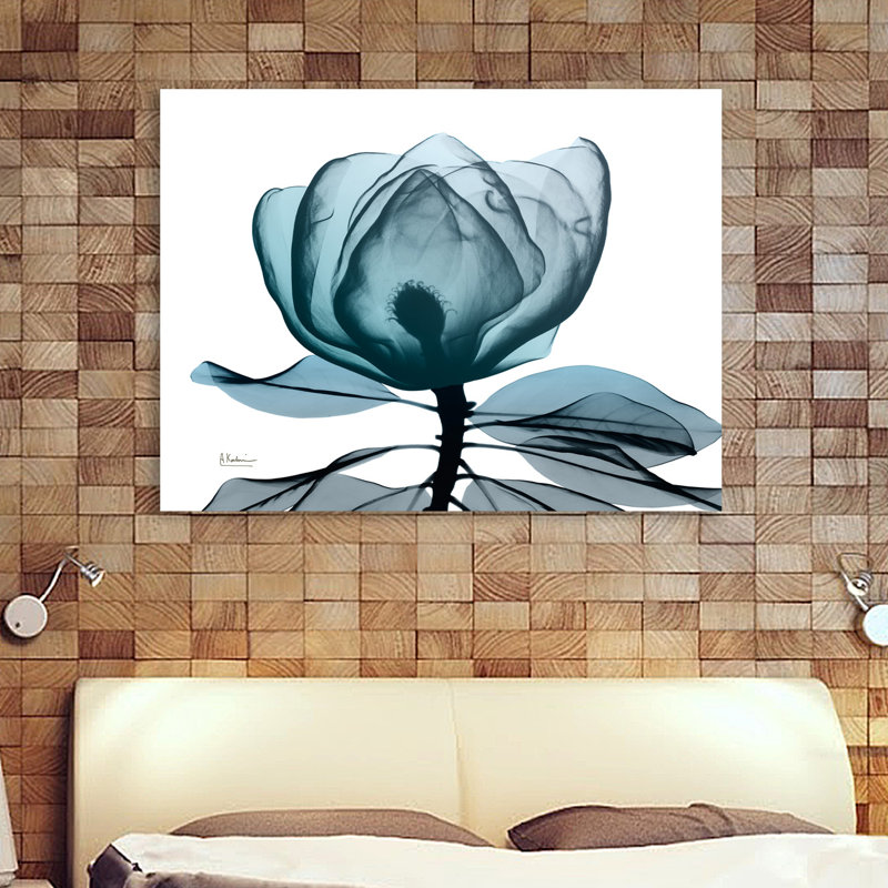«Midnight Magnolia 1», impression sur toile tendue, H 36 po x l 48 po