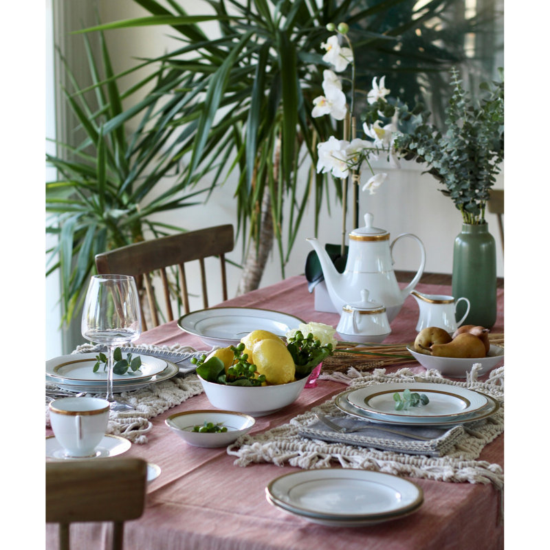 Noritake Charlotta 60-Piece Dinnerware Set, Service for 12, Gold