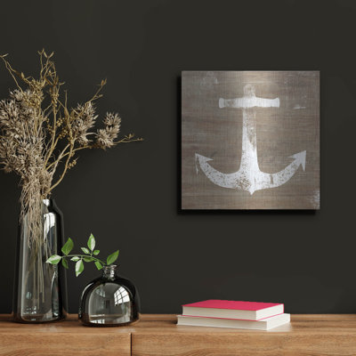 «White Anchor On Natural» par Linda Woods