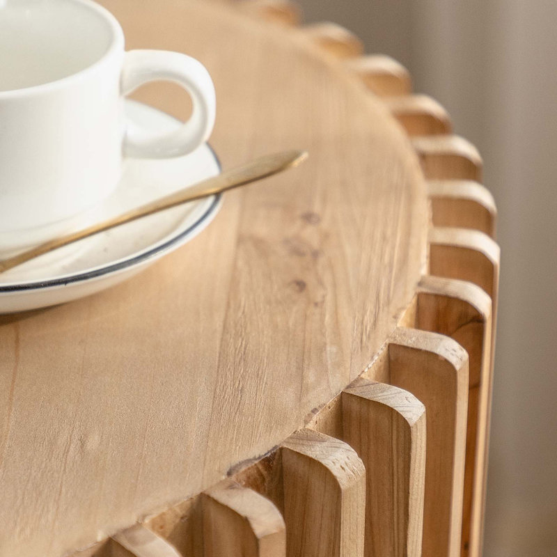 Table basse cylindrique de style rétro avec motif en relief à texture verticale