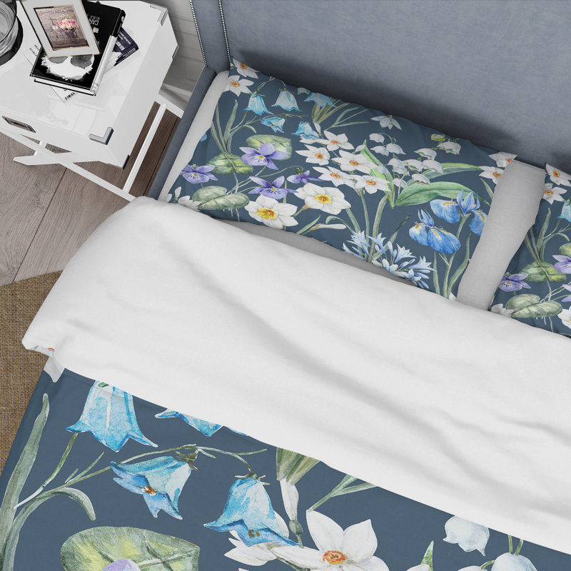 Fleurs de printemps blanches et bleues sur bleu foncé - ensemble de housse de couette traditionnel - microfibre de polyester