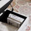 Banc de rangement repose-pieds-416791938