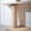 Console en bois avec piédestal à colonne