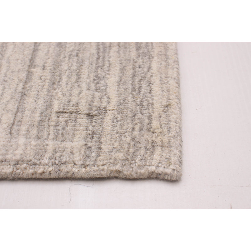 Tapis unique rectangulaire 7 pi 8 po x 10 pi Adreanna