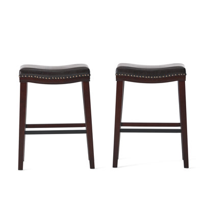 SADDLE STOOL Create a timeless dining experience and enhance dining comfort