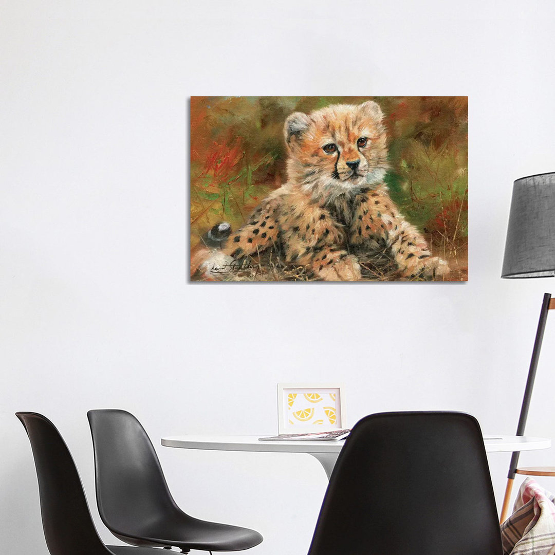 Cheetah Cub Laying Down von David Stribbling - Galerie-umwickelte Leinwand Giclée auf Leinwand