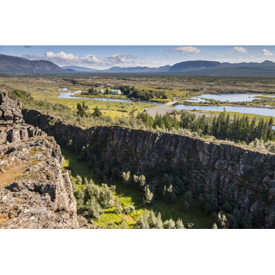 Thingvellir Valley - Islande sur toile par Parys, photographie