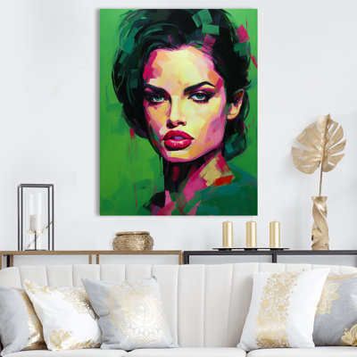 " Green Jade Jolie III "