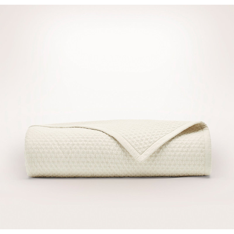 Signature Textured Stitch Quilt, Twin Quilt, Cream