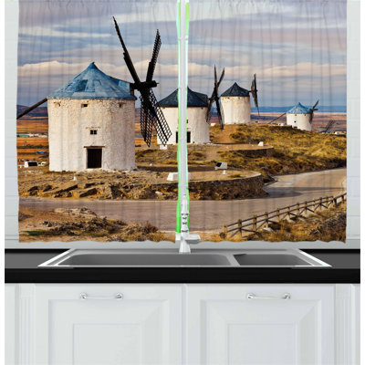 Pointed Kitchen Curtain