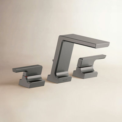 Pivotal® Deck-Mounted Roman Tub Faucet
