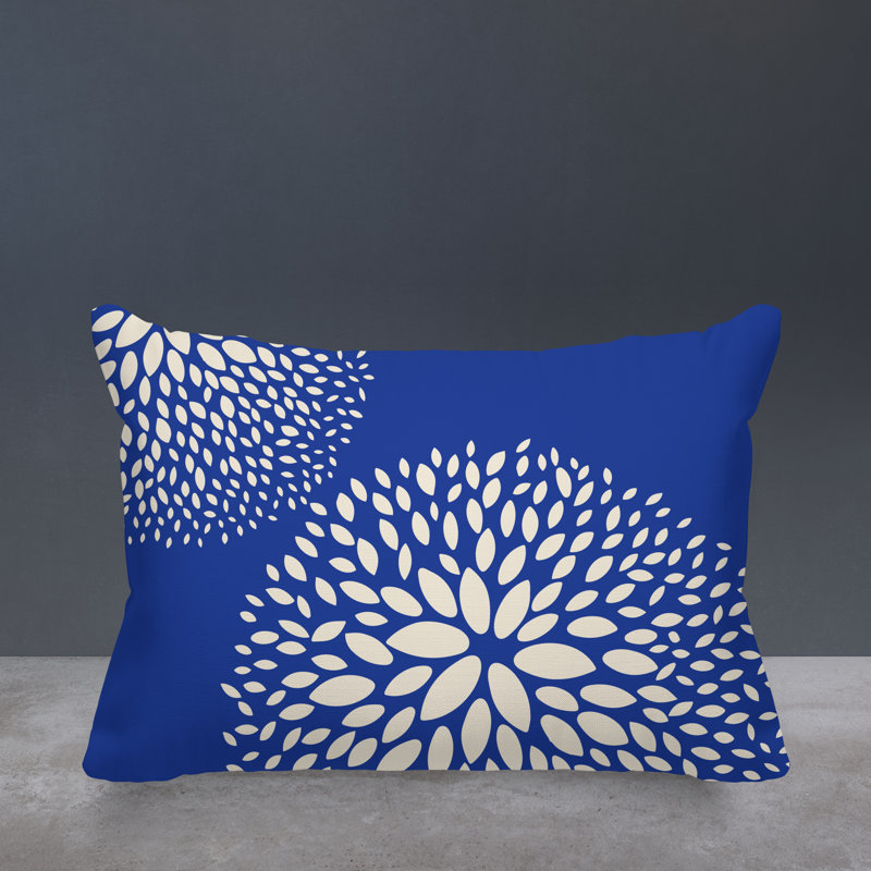 Coussin décoratif intérieur / extérieur en polyester filé floral Bavière, Bleu marine / crème