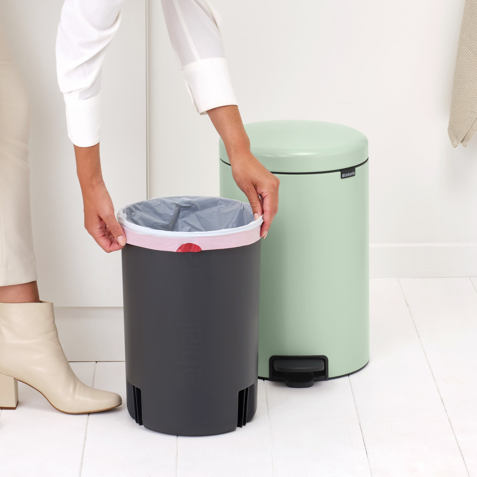Brabantia Newicon 5.3gal Step-On Can, Jade Green