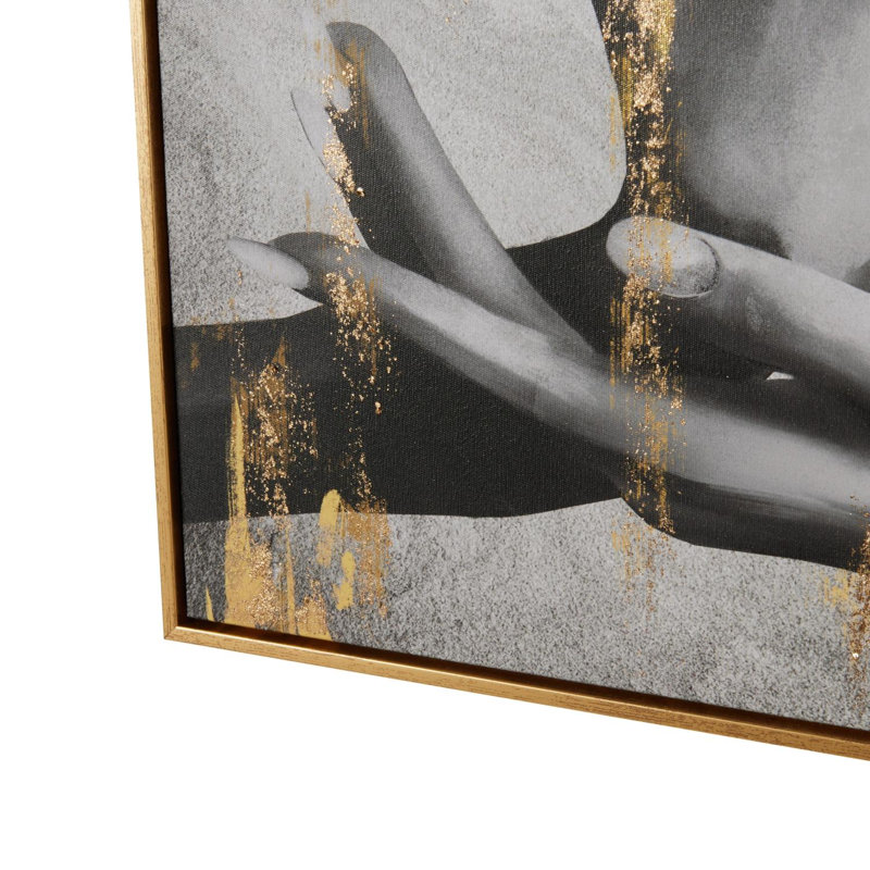 Art mural encadré en forme de papillon Cole et gris avec des mains ornées de bijoux et des décorations en feuille d'or