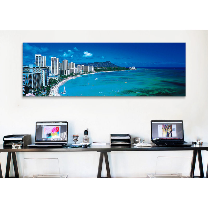 «Panoramic Waikiki Beach Honolulu Oahu Hi», reproduction de photo sur toile, H 24 po x l 72 po x P 1,5 po, Toile tendue