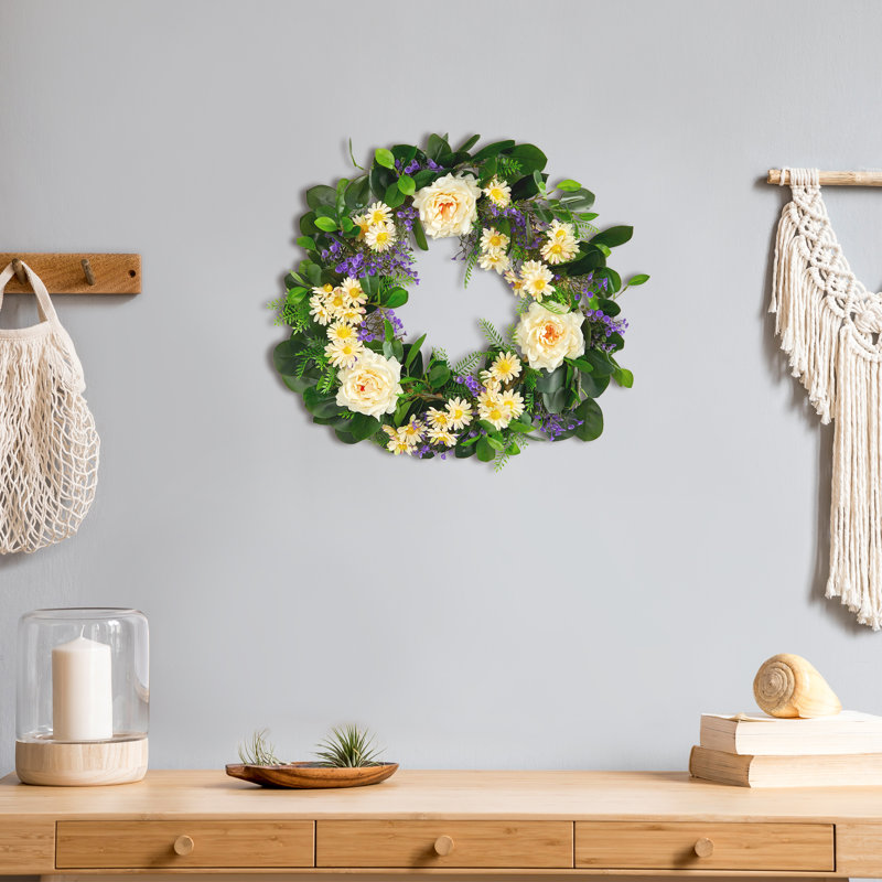 Faux Polyester 22'' Wreath