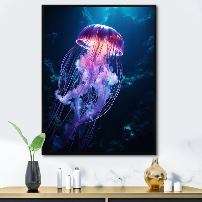 Vannatter Ethereal Glow Jellyfish I - Imprimé, H 44 po x l 34 po x P 1,5 po, Cadre flottant noir