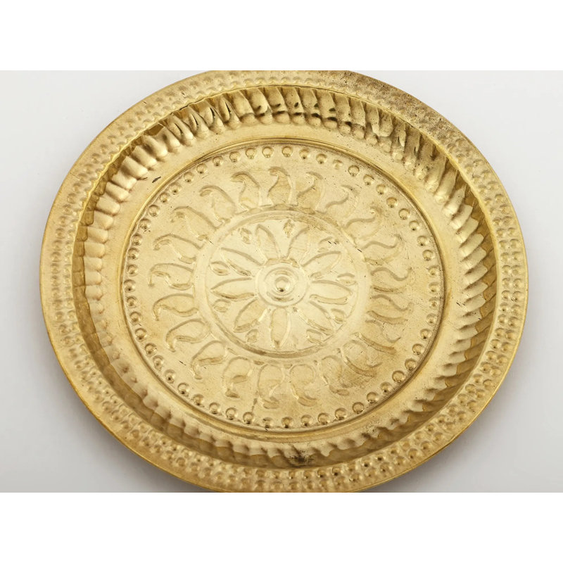 Petite assiette à motif floral en laiton 6 po
