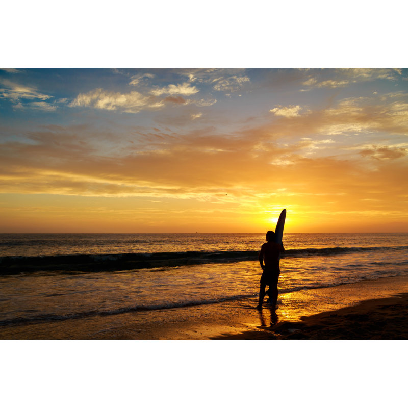 Surfer at Sunset - Photographie sur toile tendue, H 32 po x l 48 po