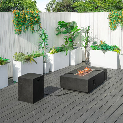 13.8 H Outdoor Fireplaces