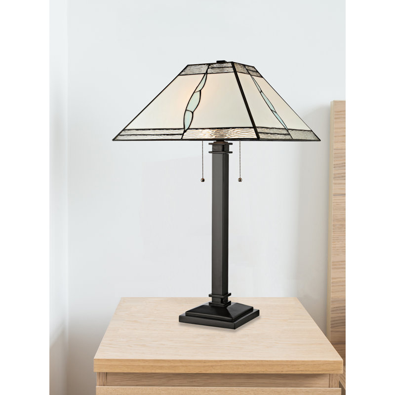 Lampe de table noire 29 po