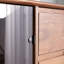 Buffet élégant avec tablettes en verre