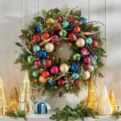 Artificial Christmas Wreath with  and Red Ornaments, Glittering Gold Leaf Steams for Front Door, Xmas Wreath for Holiday Christmas Decorations