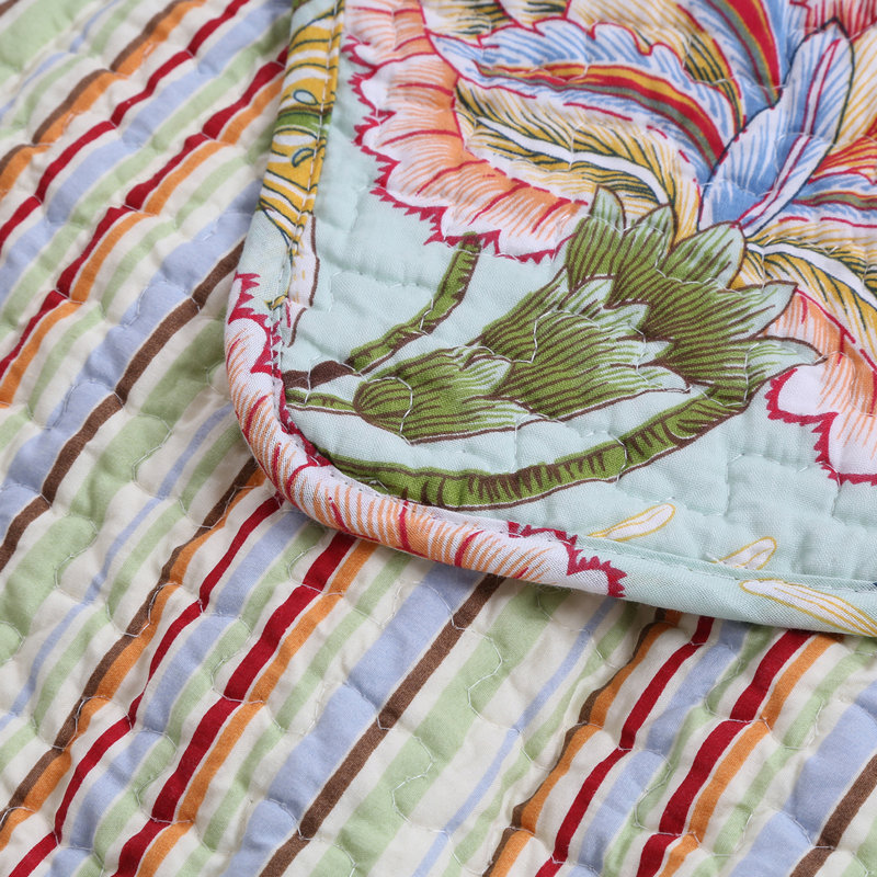 Cotton Floral Quilt, Queen Quilt + 2 Standard Shams