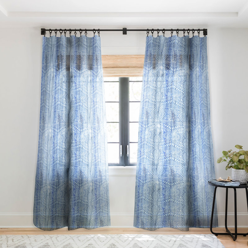 Panneau de rideau de fenêtre transparent Scrayzi Brown Tribal Triangles Chambray, 50 po x 84 po