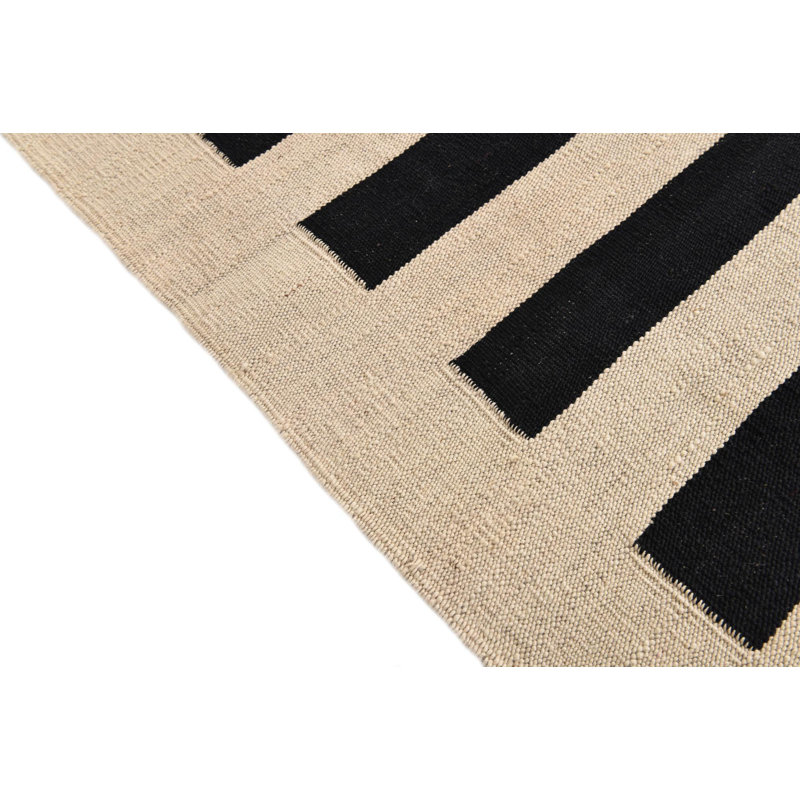 Tapis noir et blanc Noor