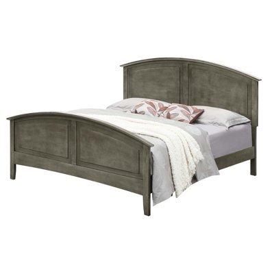 Lit double polyvalent et confortable pour un sommeil paisible, idéal pour créer un espace de chambre relaxant et rajeunissant.