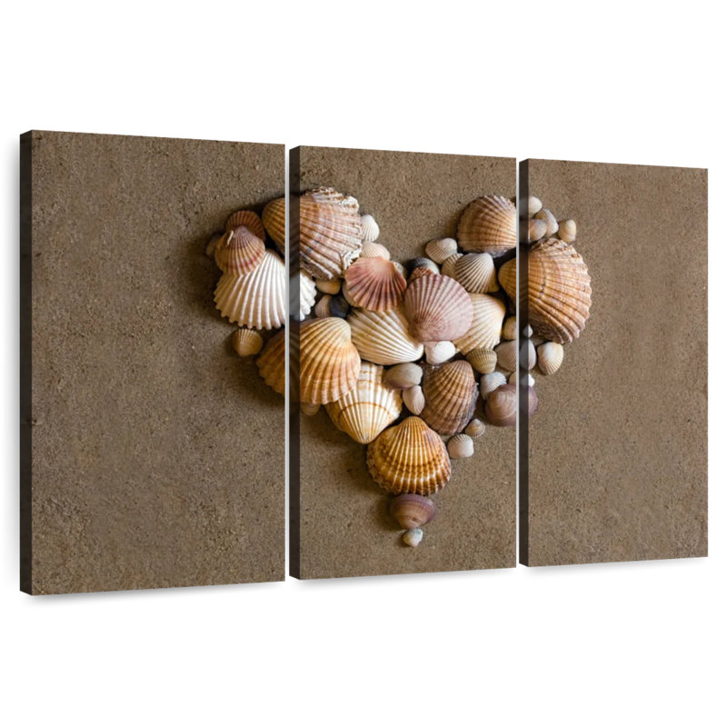 Aletra Seashell Heart, 48" H x 74" W