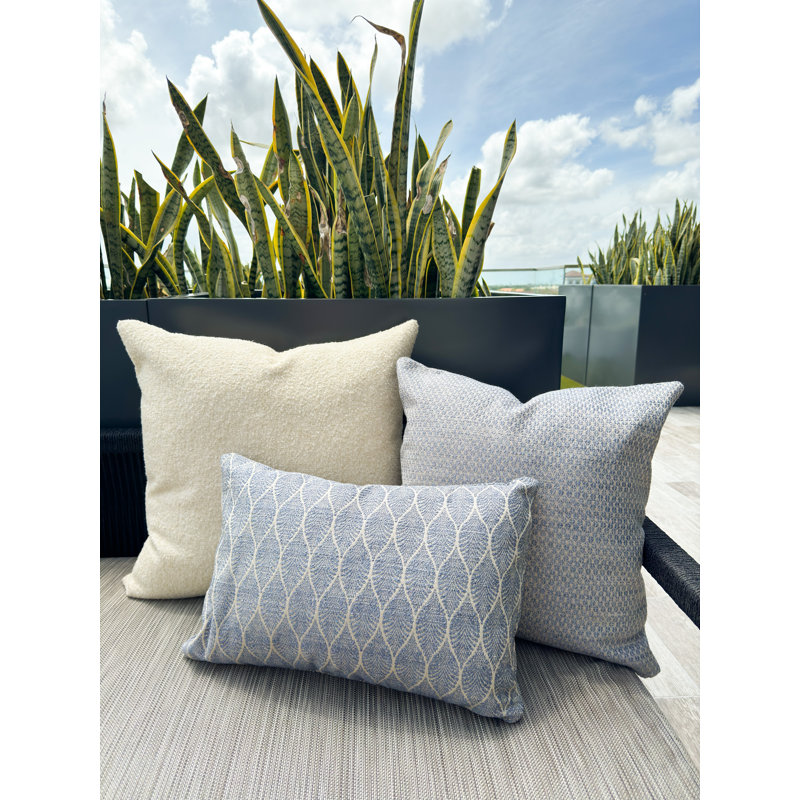 Lumbar Indoor/Outdoor Pillow Cover & Insert, Blue
