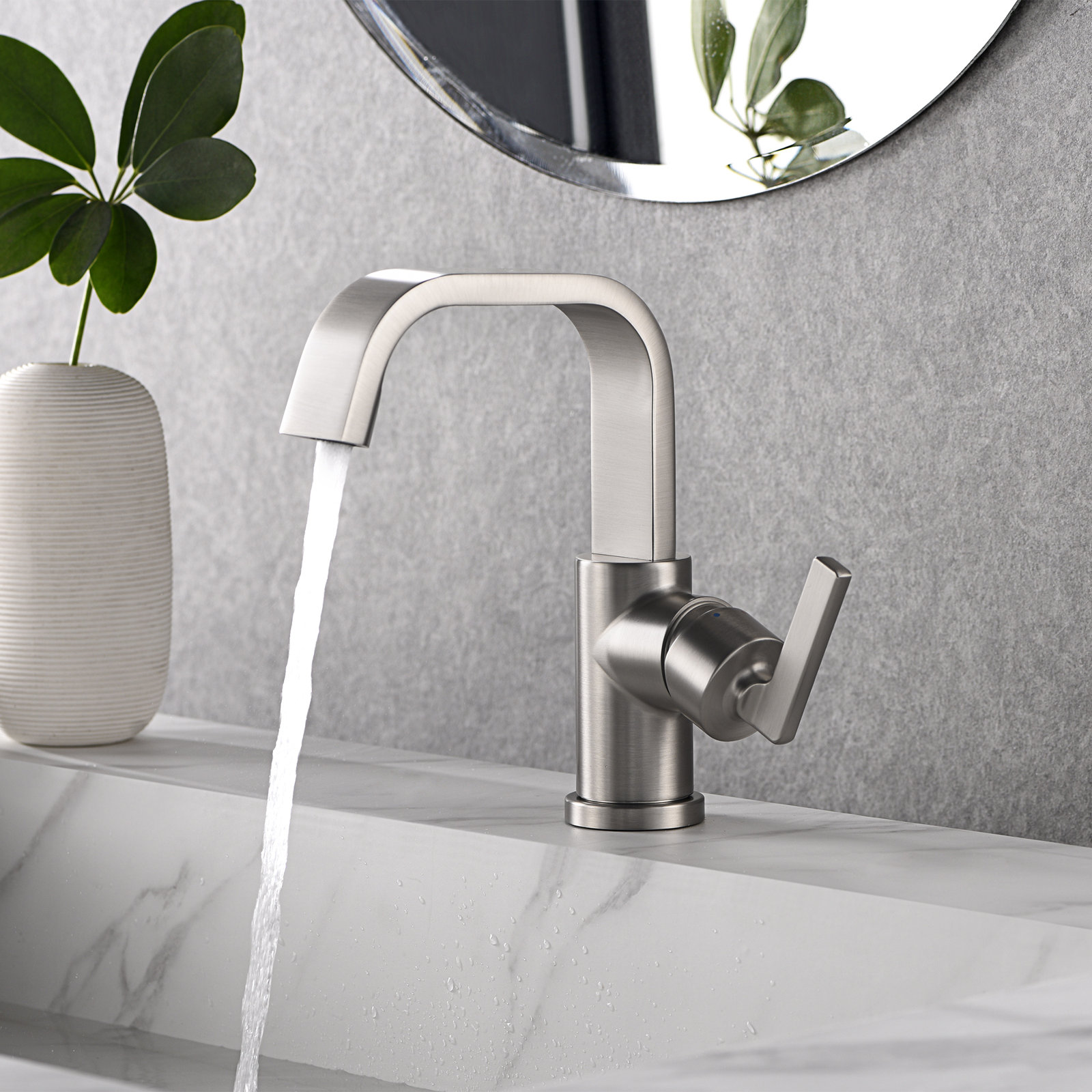 Single Hole Bathroom Faucet with Drain Assembly, Brushed Nickel