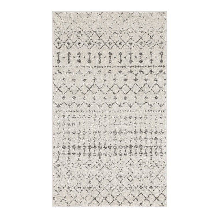 Genagra Geometric Area Rug