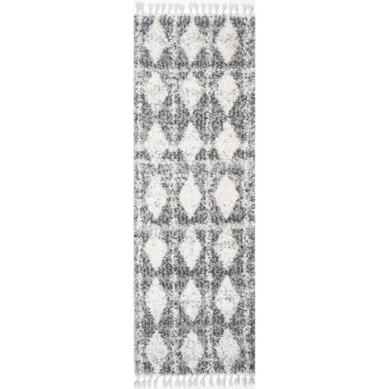 Hedlund Geometric Indoor Rug, Runner 2' 6" x 6' 7"