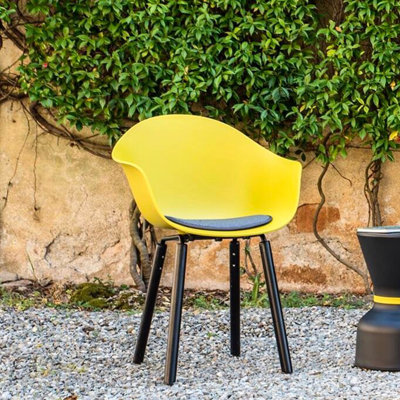 PaHeKo KO Accent Stool by TOOU