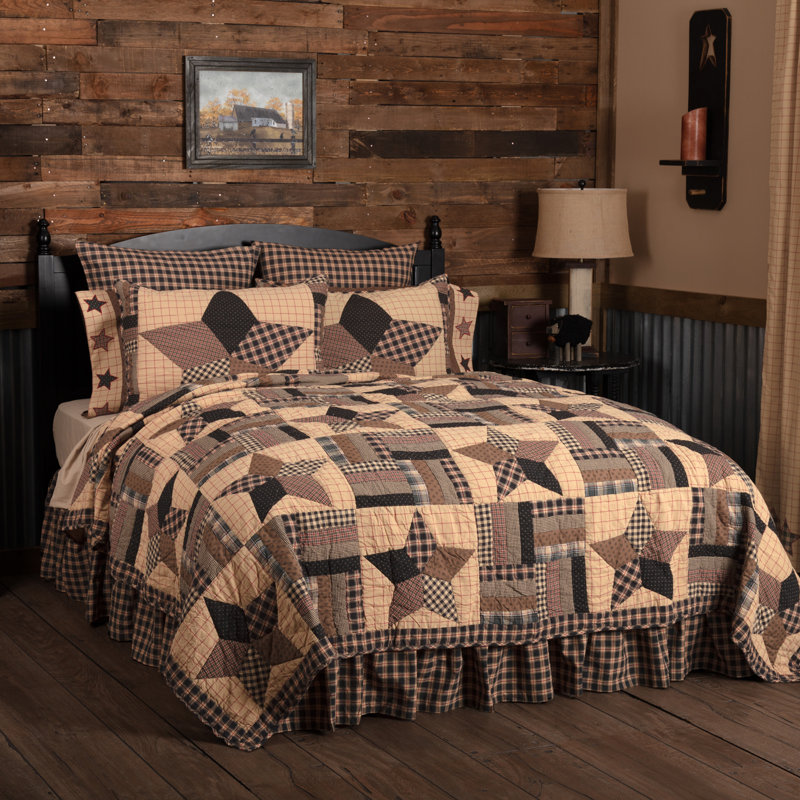 Bingham Star Black and Tan Cotton King Quilt Set