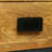Table d'appoint en bois de manguier en forme de C-1271039485