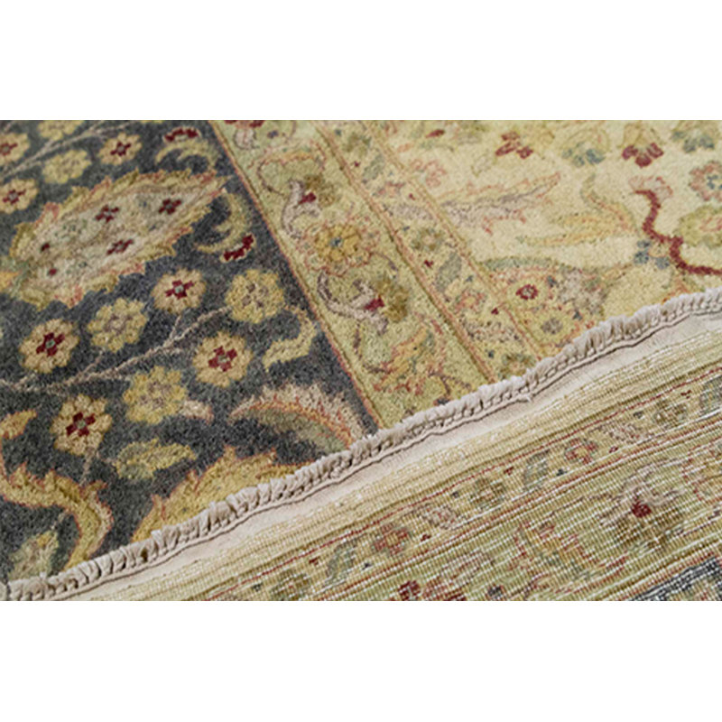 Tapis ivoire et noir noué à la main de haute qualité