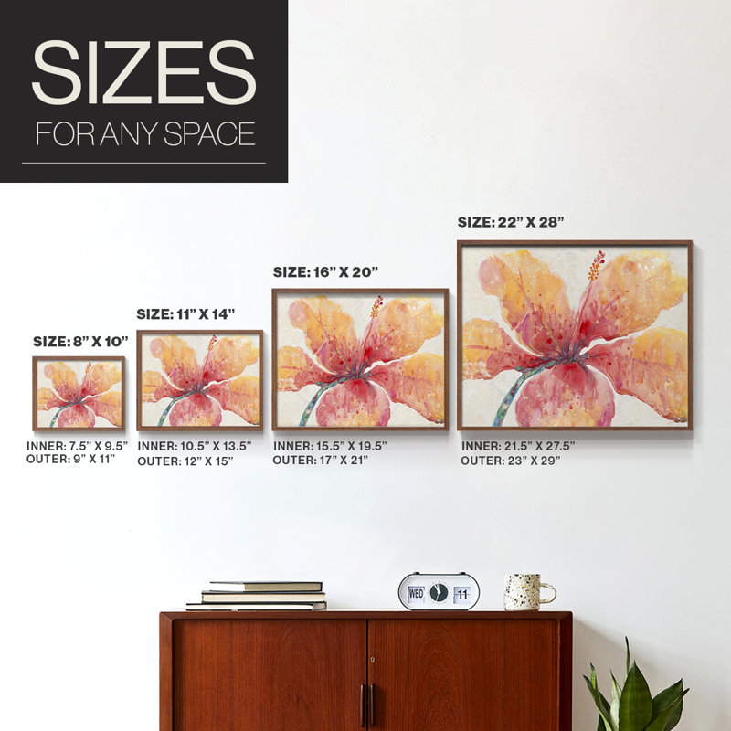 Hibiscus en fleurs - reproduction encadrée - réarmable, Noyer, H 22 po x l 28 po