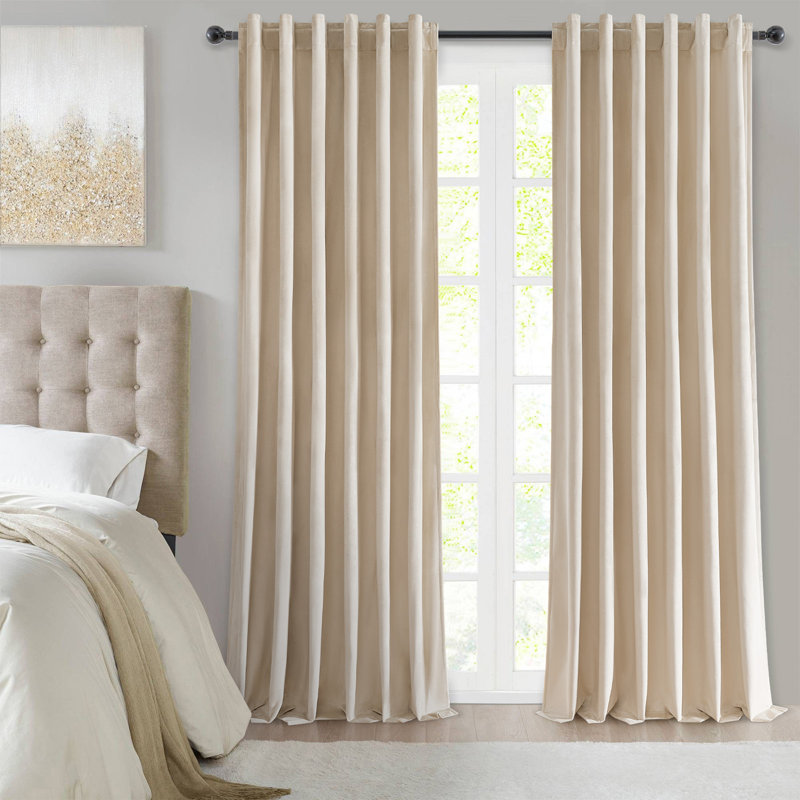 Paire de rideaux occultant avec passe-tringle Ike, Beige, L 52 po x L 84 po