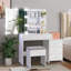 Ensemble de coiffeuse blanche avec tabouret - Placage de particules de triamine, 5 tiroirs + 2 tablettes + armoire à miroir, 3 lumières à intensité variable, poignées en métal