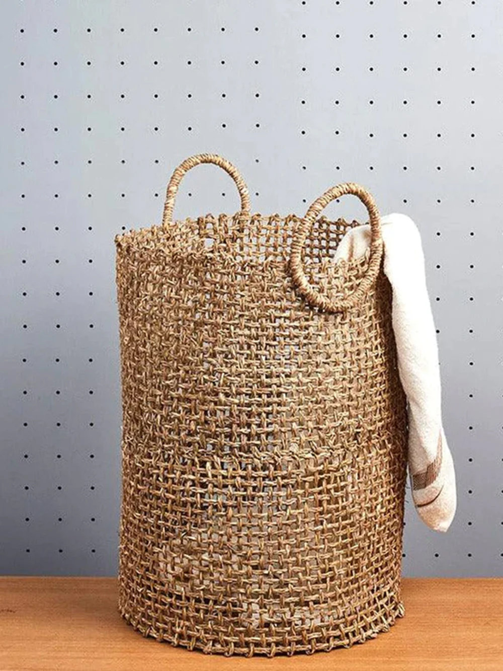 Handwoven Seagrass Decorative Basket, Ivory