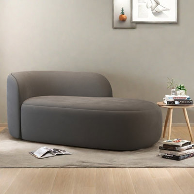 Chaise longue simple et élégante en éponge