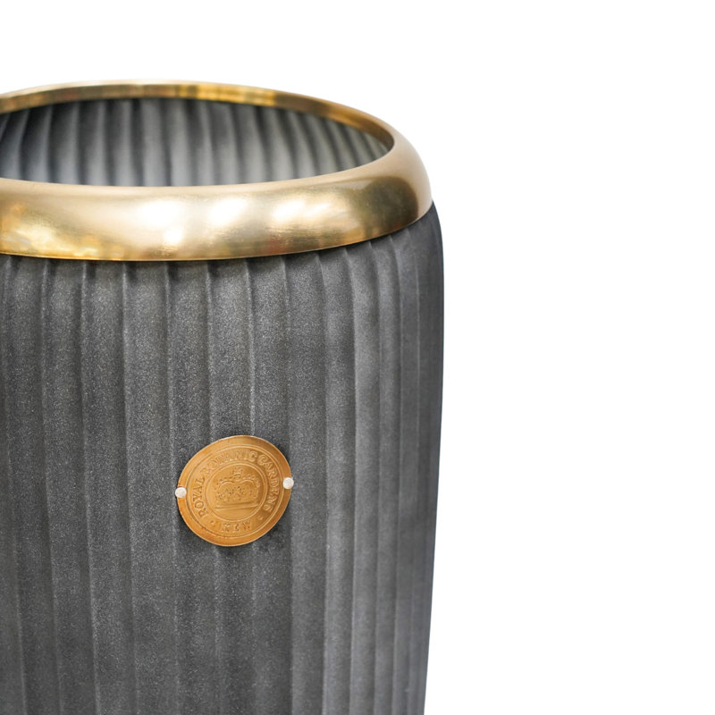 Kew Richmond Planter, 44 cm H x 35 cm W x 35 cm D