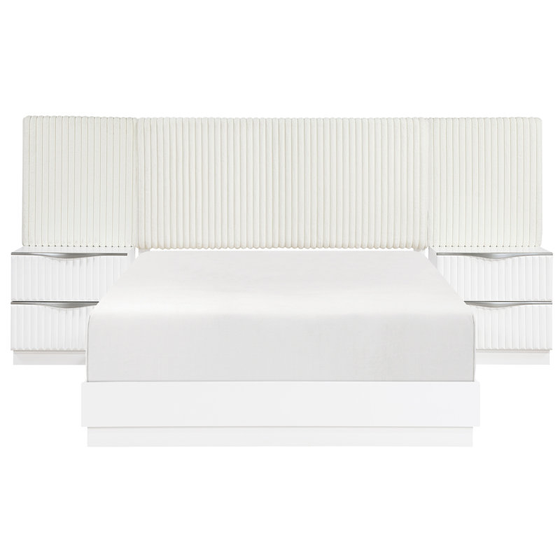Mobilier de chambre à coucher moderne pour très grand lit 5 pièces avec finition blanc perle et panneaux de revêtement muraux doux, tiroirs de chevet en fausse fourrure crème