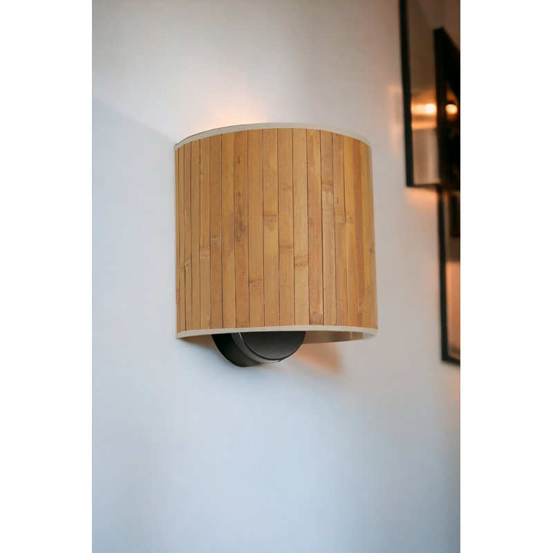 Aliviya LED Wallchiere