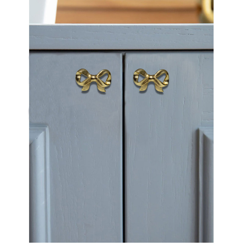 2.25" Width Brass Ribbon Knobs