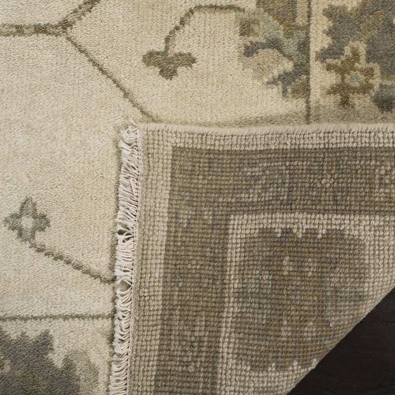 Hand Knotted Wool Floral Rug, Rectangle 6' x 9'